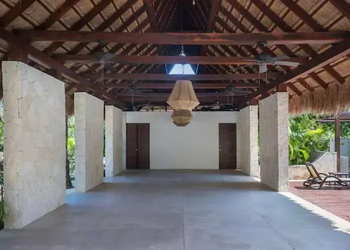 Mayan Culture With Rooftop Pool Holiday home Tulum